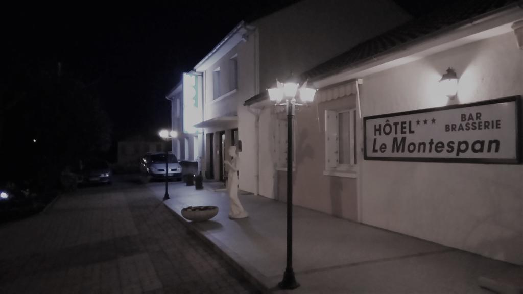 Hôtel Montespan Lussac-les-Châteaux Exterior foto